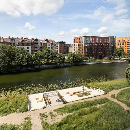 Spacious In Centre - 2homerent Zielona アパート