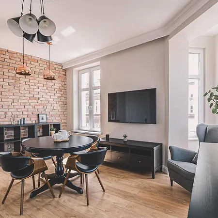 Spacious In Centre - 2homerent Zielona * グダニスク