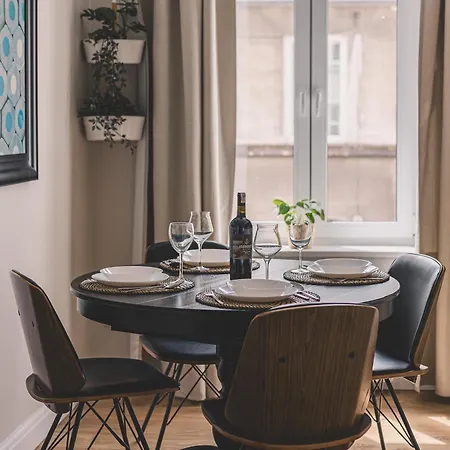 Daire Spacious In Centre - 2homerent Zielona Gdansk