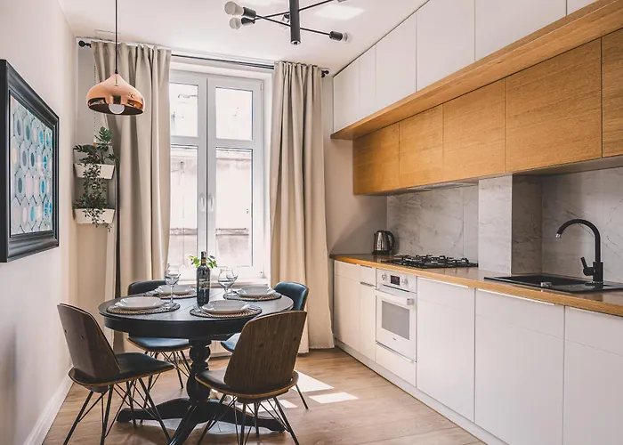 Spacious In Centre - 2homerent Zielona شقة