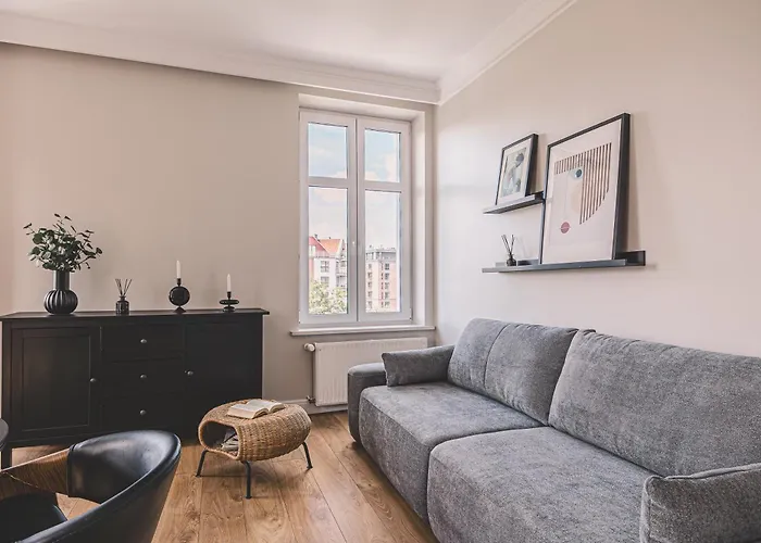 Spacious In Centre - 2homerent Zielona غدانسك