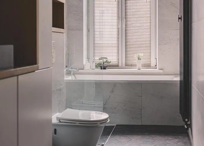 Spacious In Centre - 2homerent Zielona غدانسك